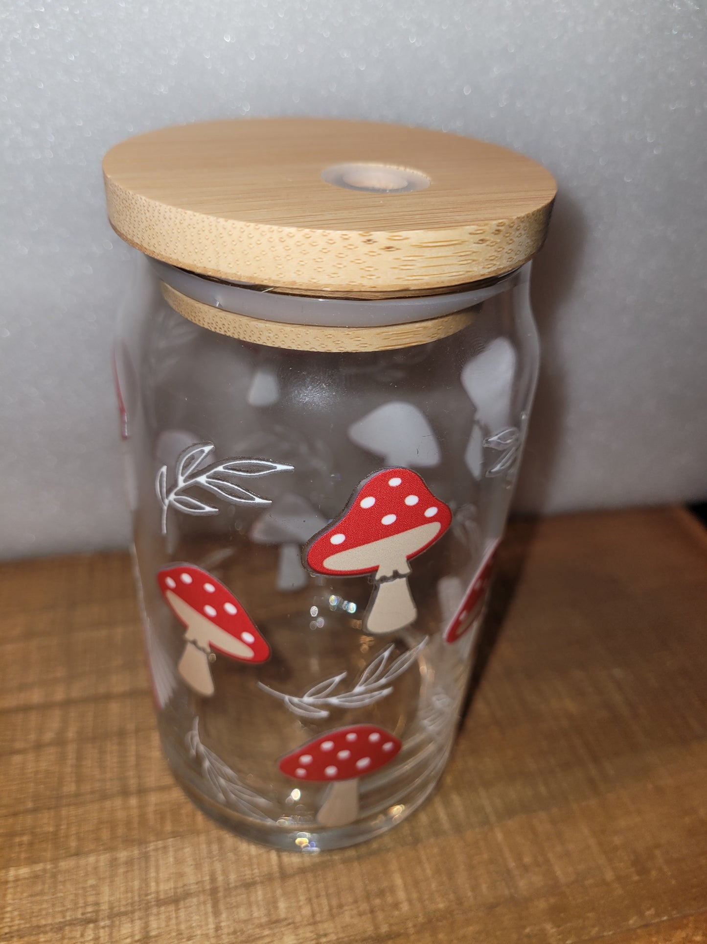 Red Mushies Glass Cup - 16 oz