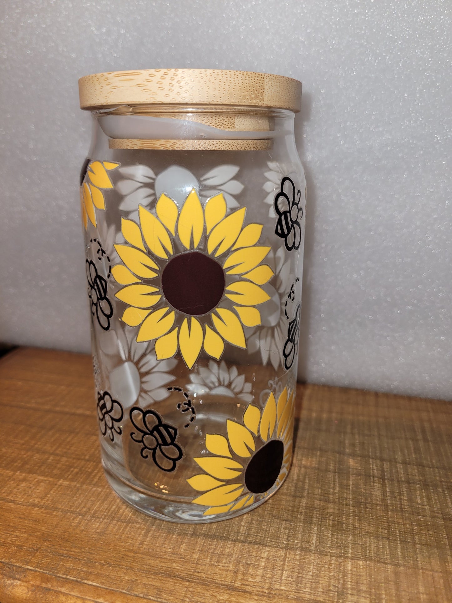Sunflowers and Bees Glass Cup - 16 oz