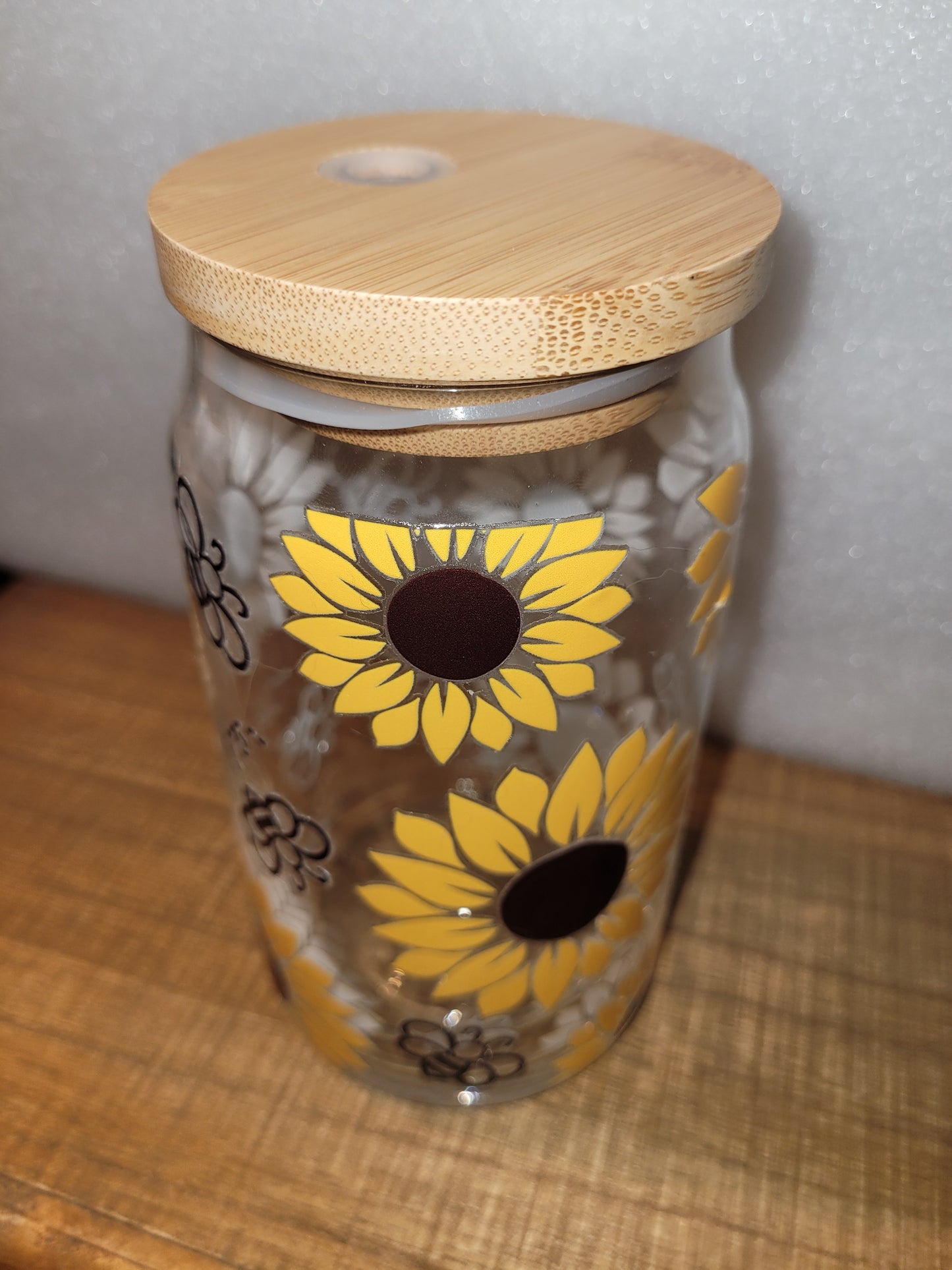 Sunflowers and Bees Glass Cup - 16 oz