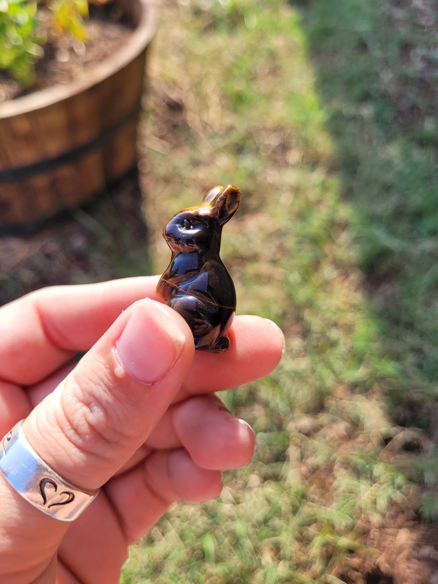 Standing Bunny Crystal Carving