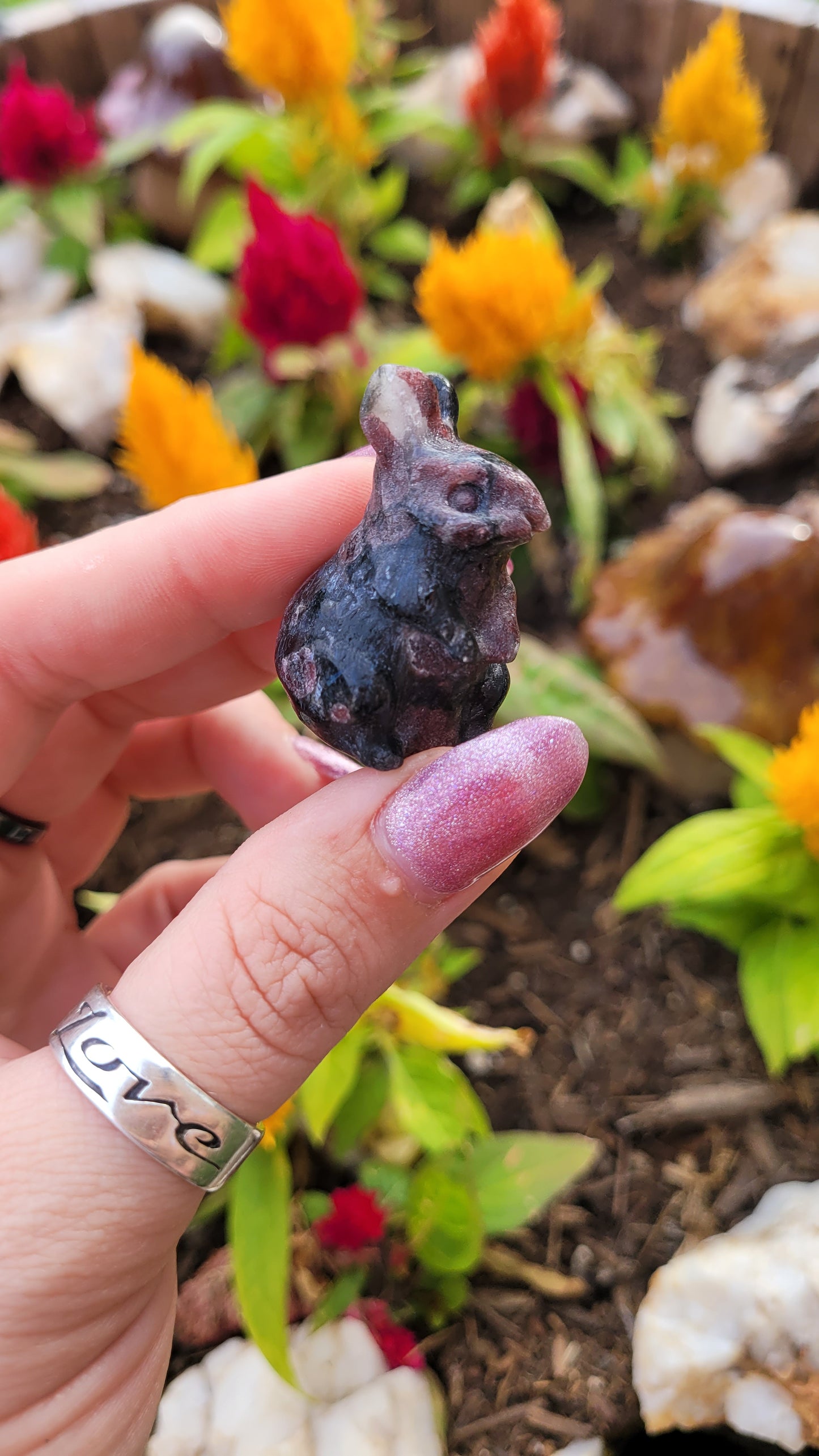 Standing Bunny Crystal Carving