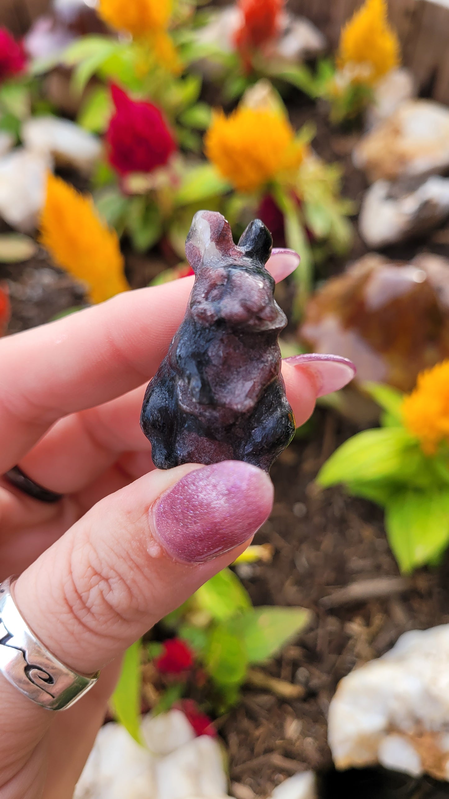 Standing Bunny Crystal Carving