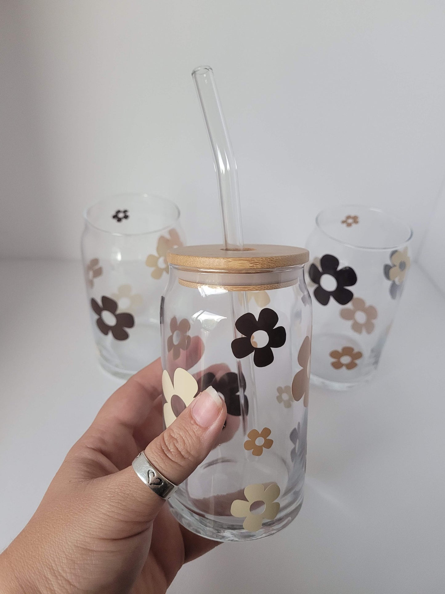 Neutral Flowers Glass Cup