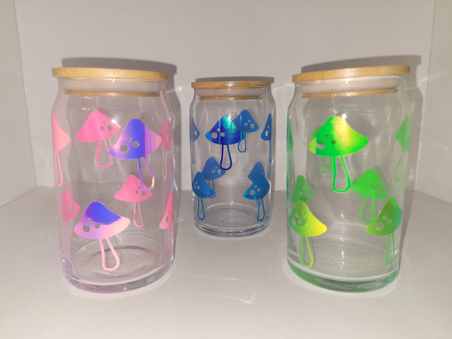 Funky Mushies Glass Cup - 16 oz