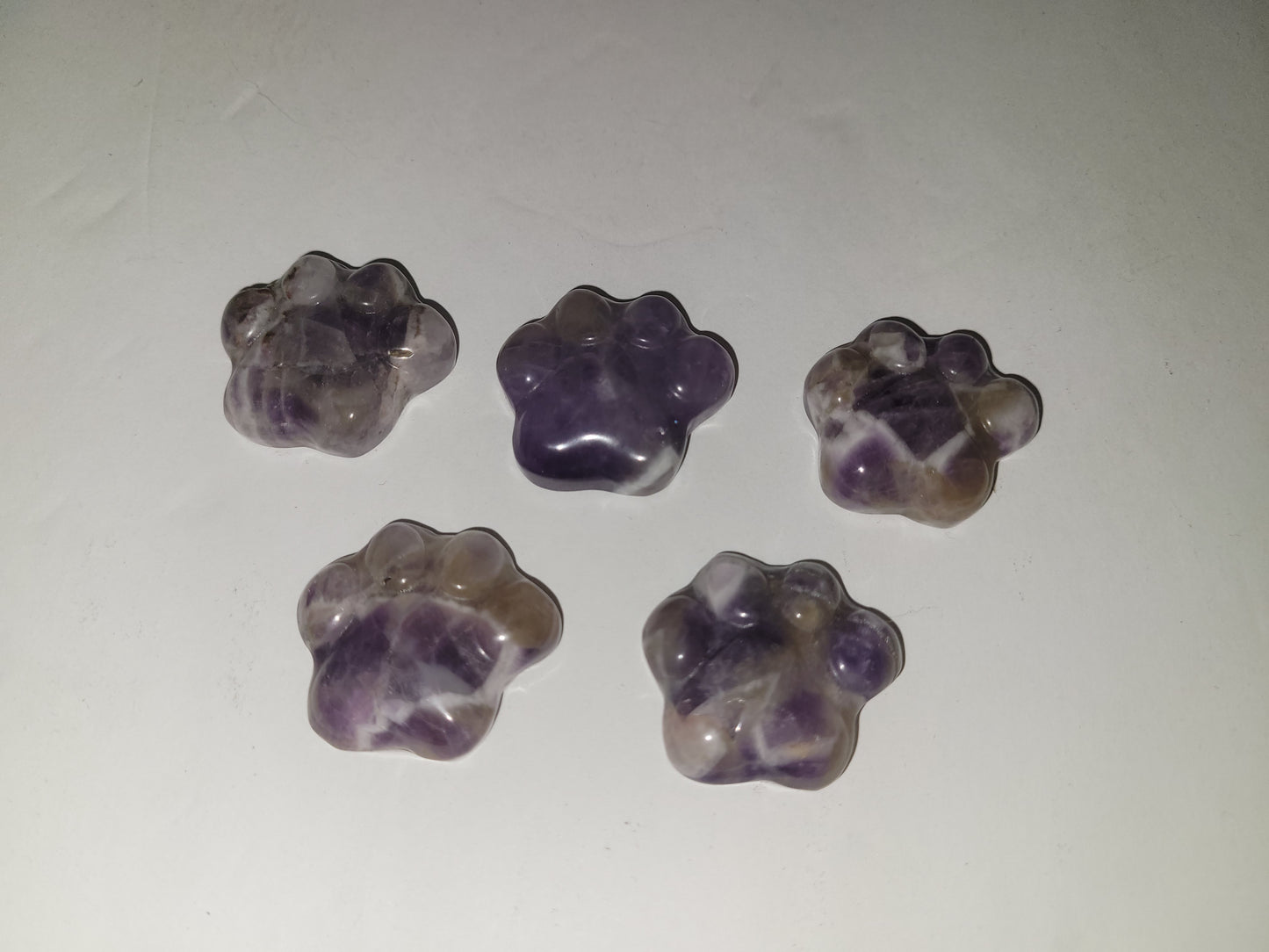 Chevron Amethyst Cat Paw Carving