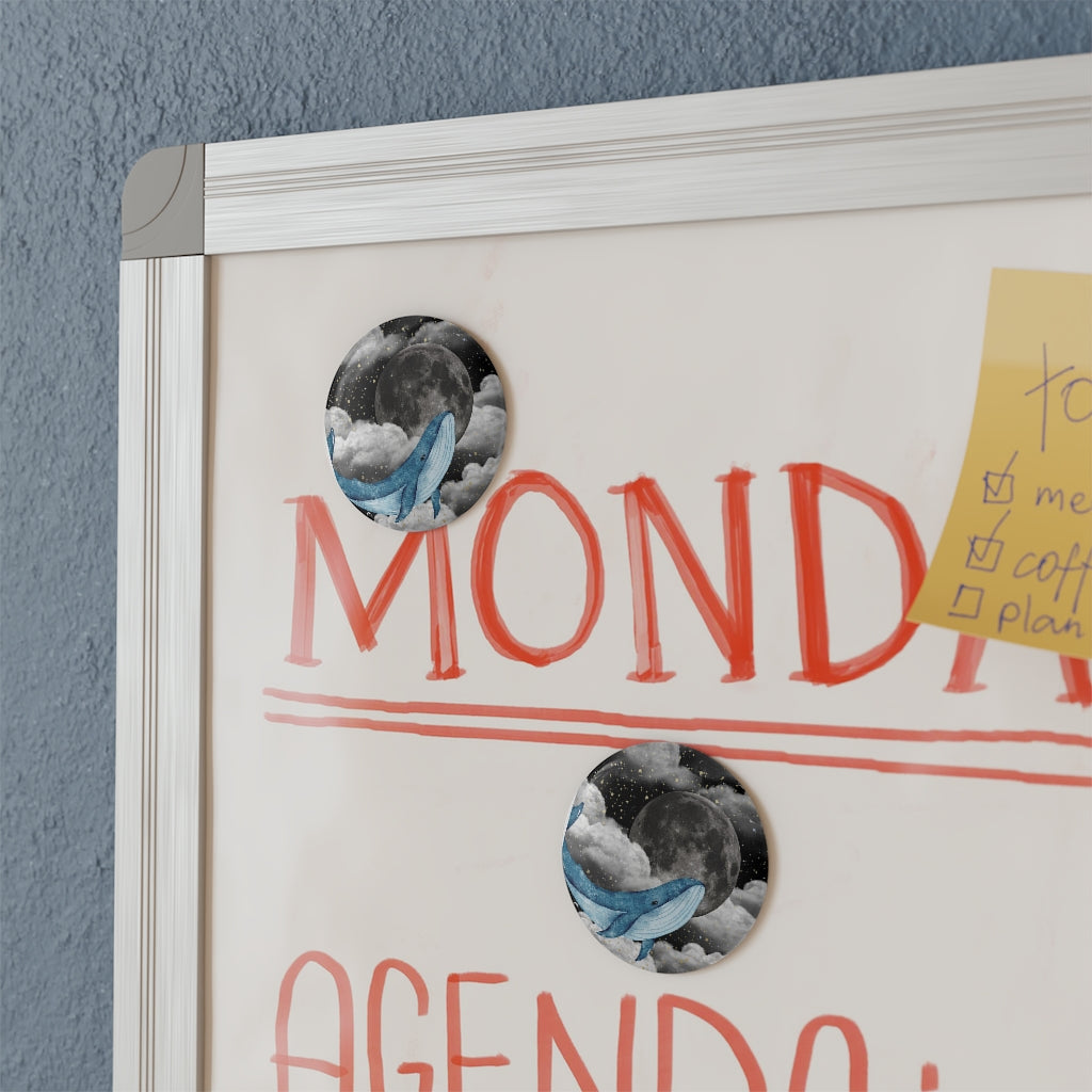 Round Button Magnet in the design Moon Whale